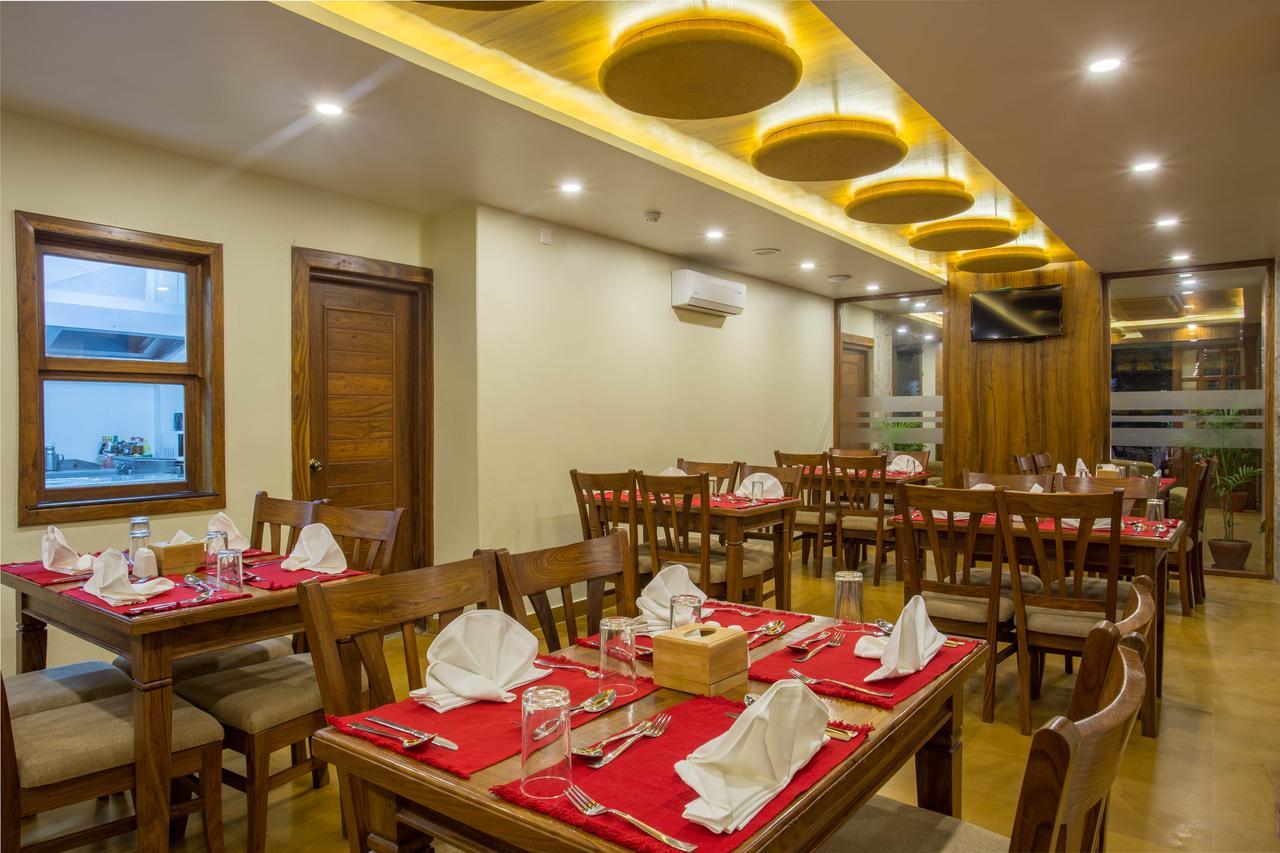Hotel Portland Pokhara Exterior photo